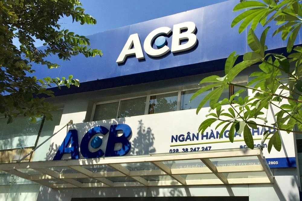 Ngân hàng ACB lợi nhuận giảm, gánh nặng nợ xấu tăng