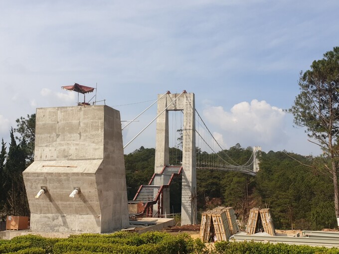 Lâm Đồng: Sở Xây dựng không cấp phép cho công trình Cầu kính treo 7D