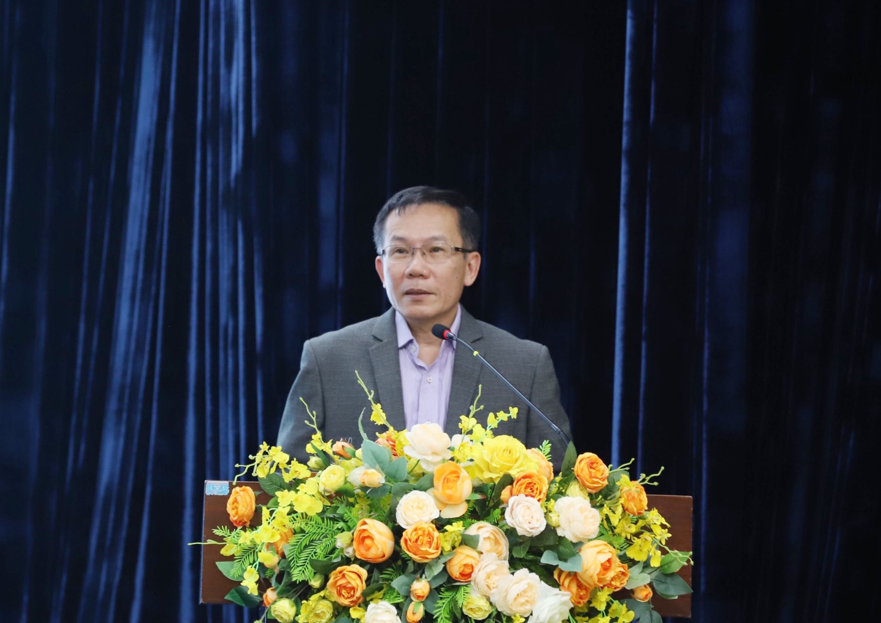 GS.TSKH. Nguyễn Ngọc Thành được trao tặng Huân chương Công trạng hạng Nhất của Nhà nước Ba Lan