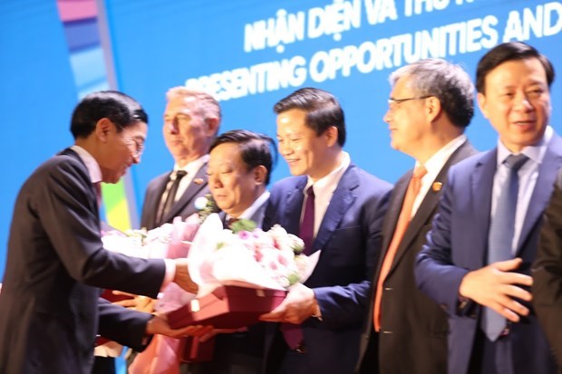 Giải Rồng vàng năm 2021: Vinh danh 10 doanh nghiệp FDI lớn mạnh